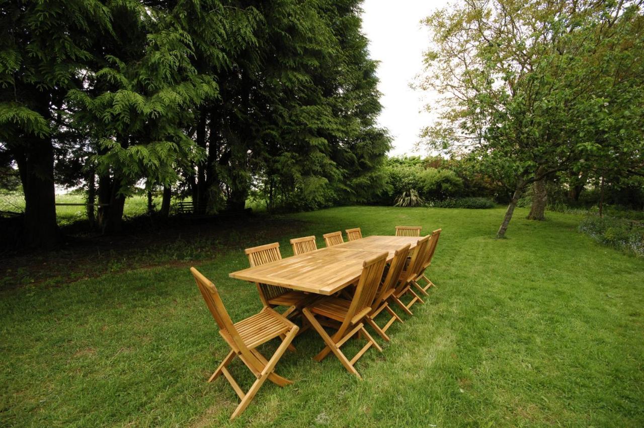 Oakhill Topside House - Beautiful 7 Bedroom House With Hottub Wifi And Parking Near Bath Wells Frome מראה חיצוני תמונה