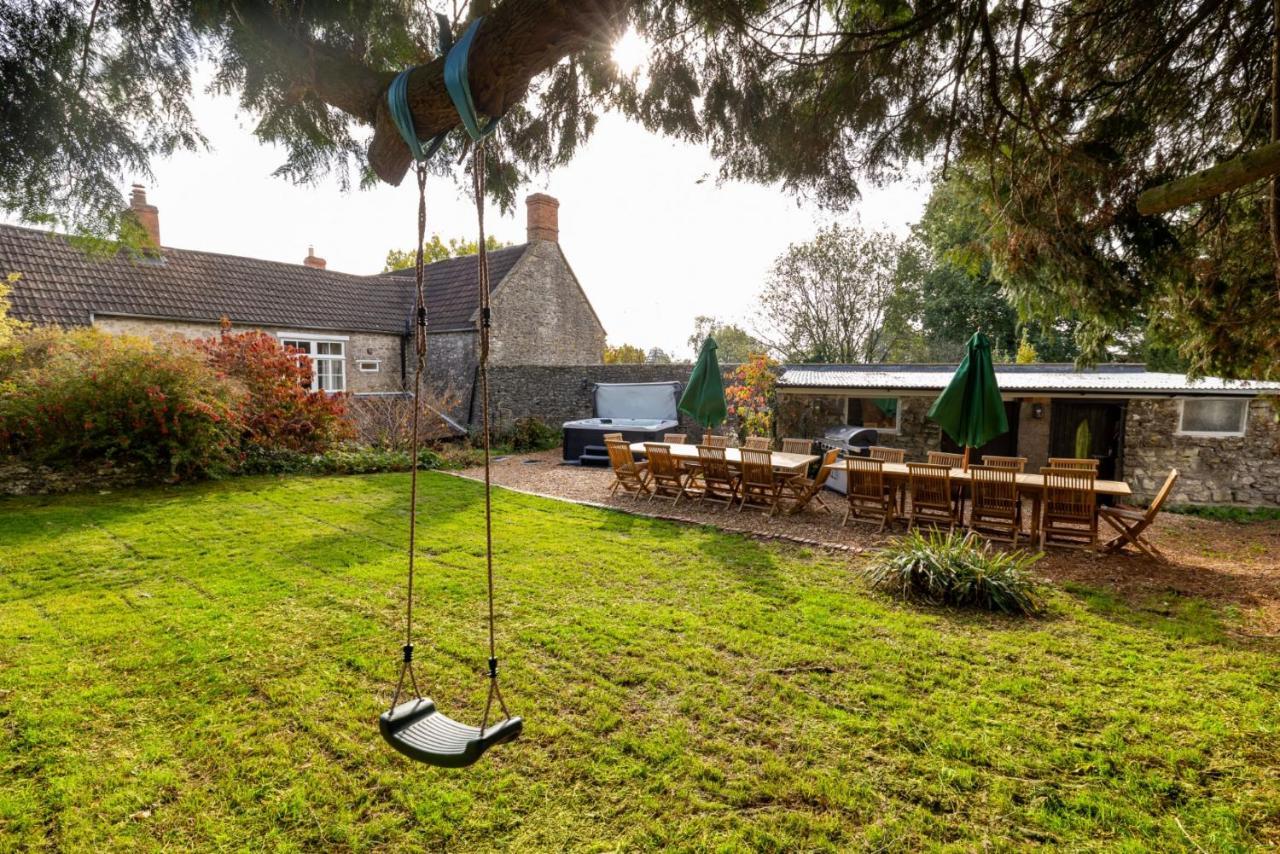 Oakhill Topside House - Beautiful 7 Bedroom House With Hottub Wifi And Parking Near Bath Wells Frome מראה חיצוני תמונה